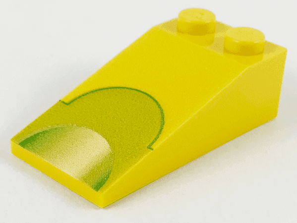 Slope 18 4 x 2 with Lime Semicircle Pattern